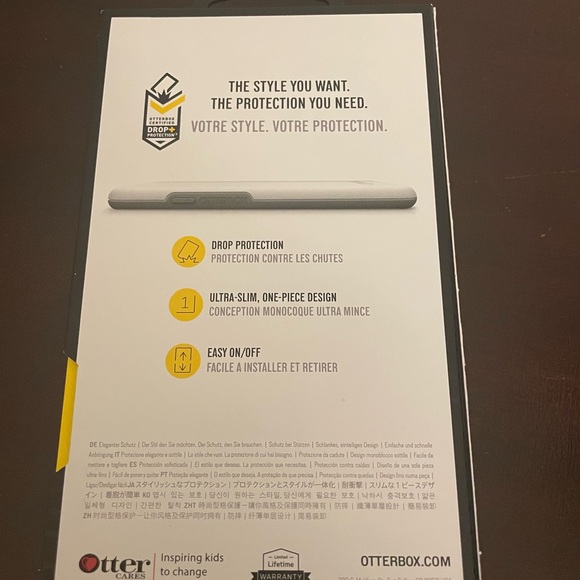 iPhone 8 Plus phone case - Picture 2 of 2